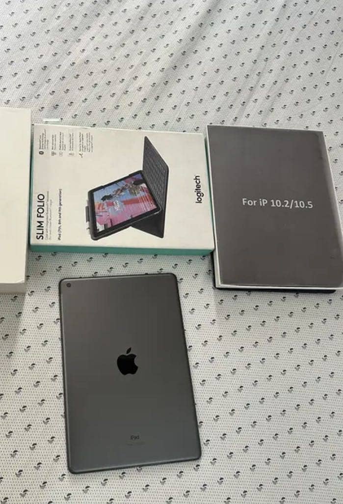 Ipad 9th generation 64gb Complete box 8