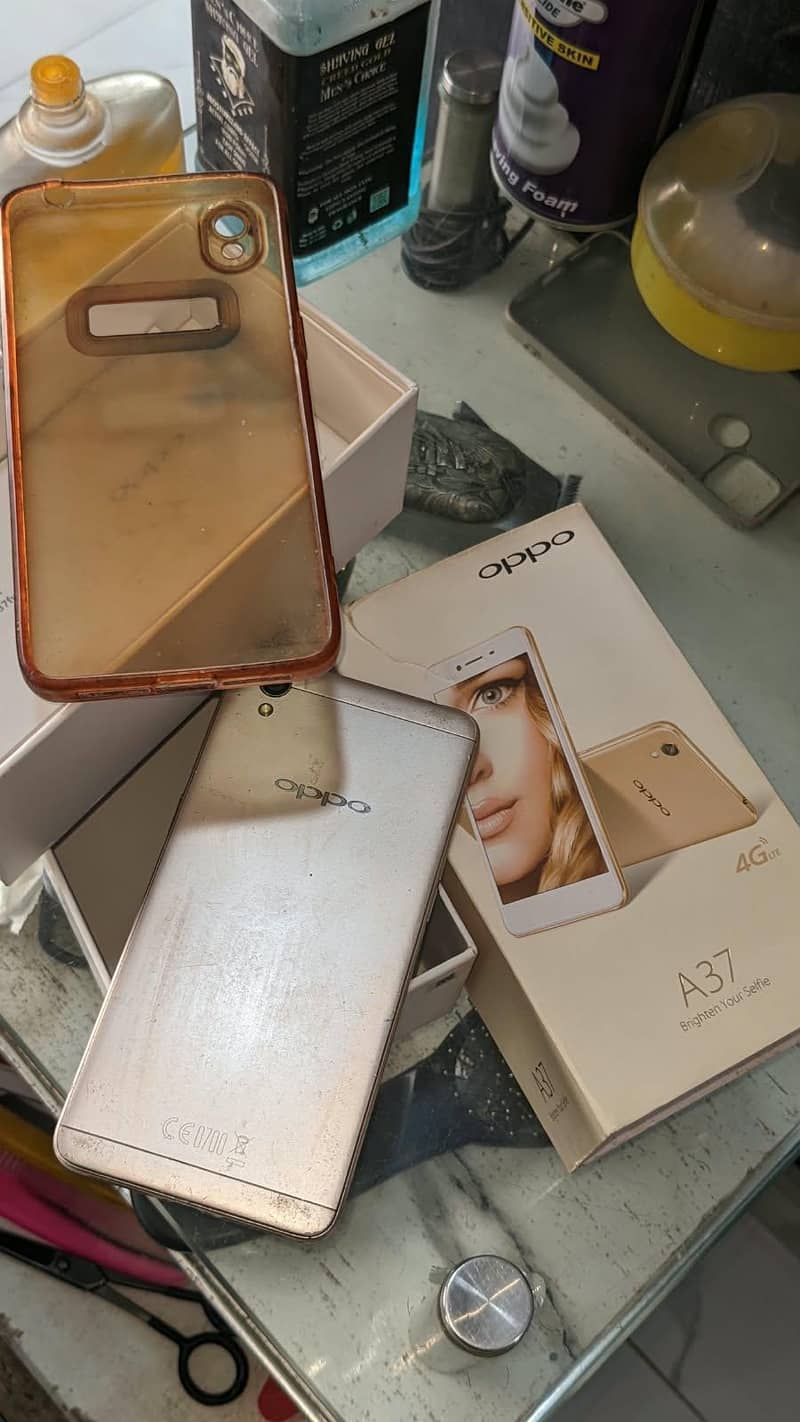 OPPO A37 1