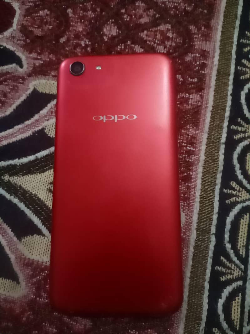 OPPO A83 1
