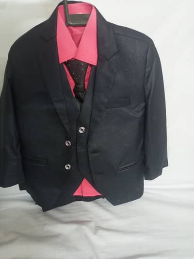 pent coat and suit set