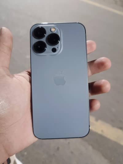 Apple iPhone 13 Pro