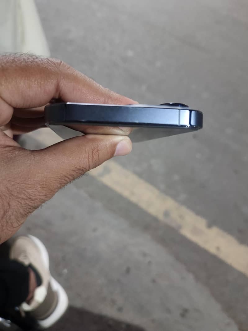 Apple iPhone 13 Pro 3