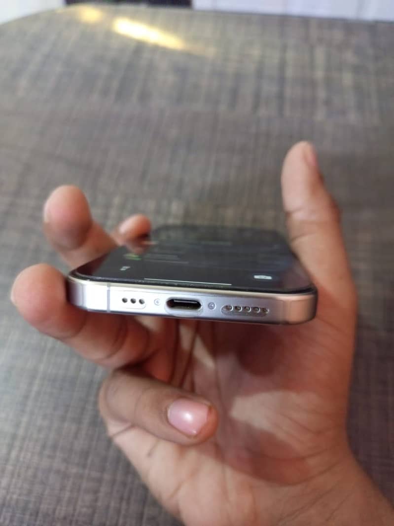 Apple iPhone 15 Pro 5