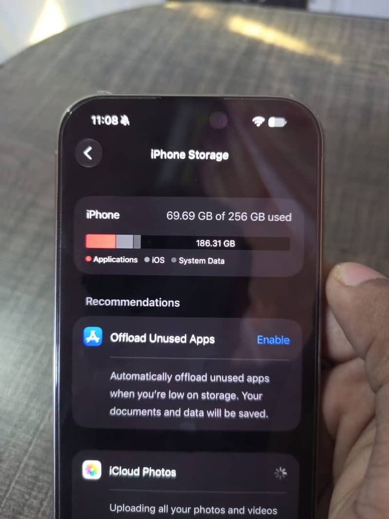 Apple iPhone 15 Pro 6