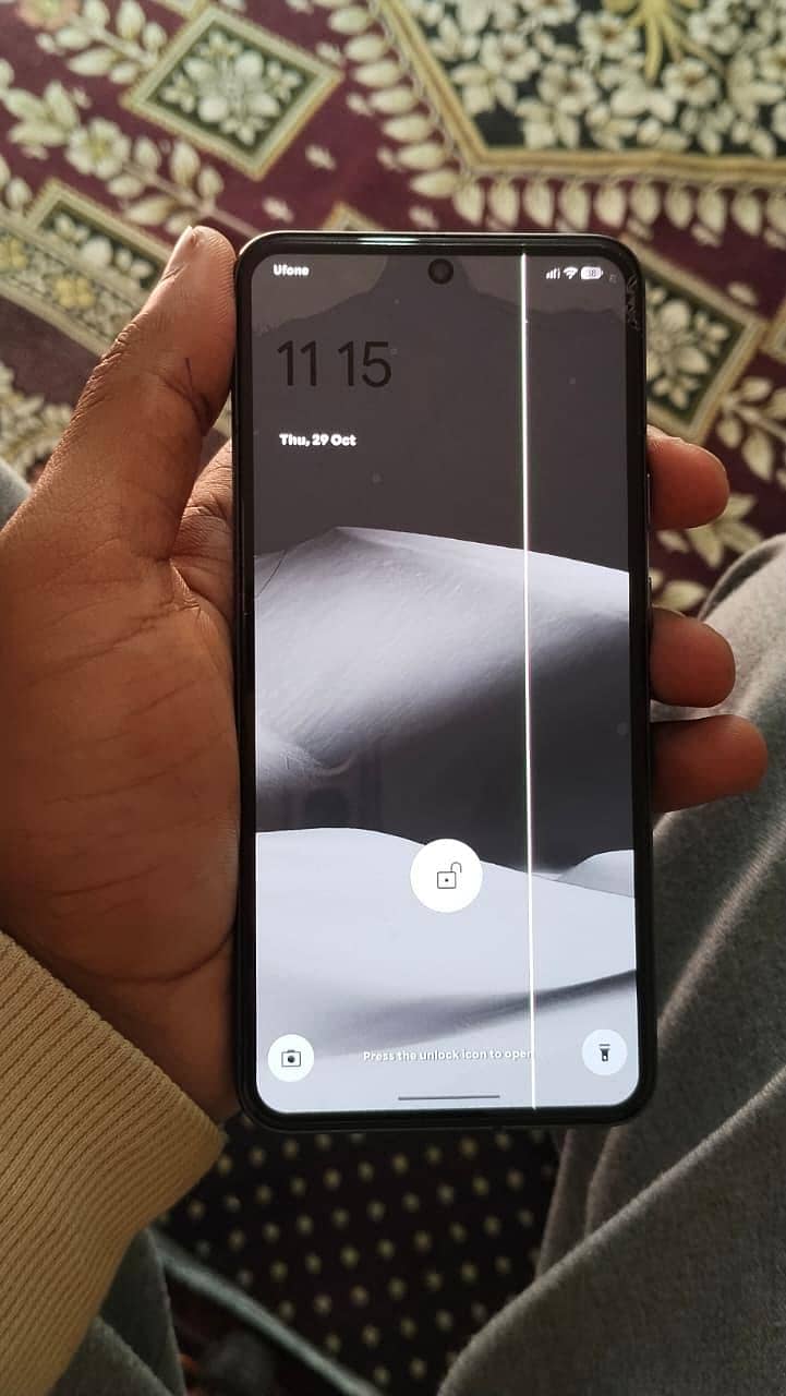 Google Pixel 8 5