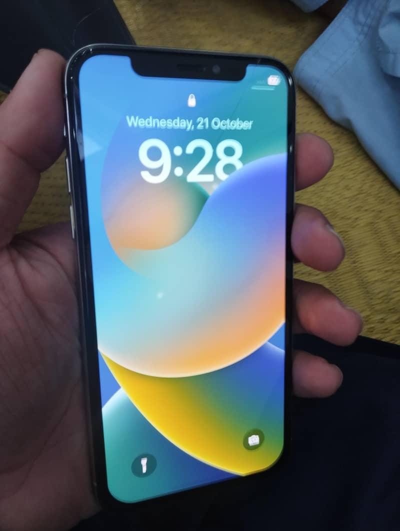 Apple iPhone X 5