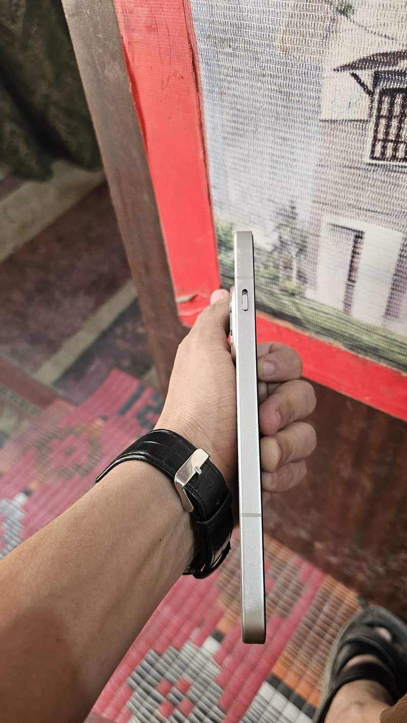 One Plus 13R 4