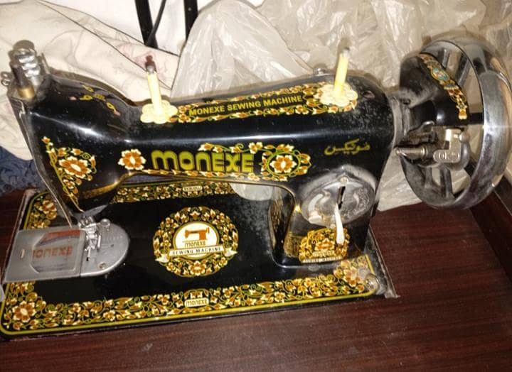 sewing machine 0