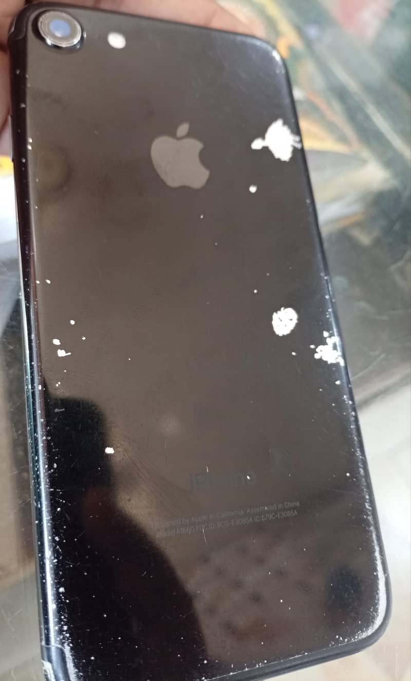 Apple iPhone 7 1