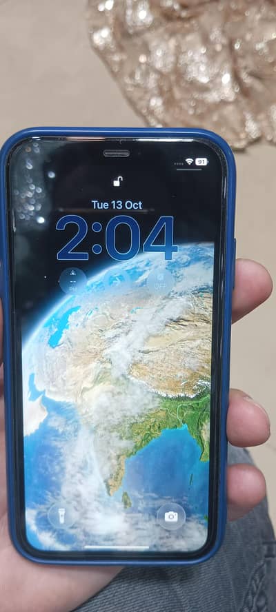 Apple iPhone 11 64gb in good condition