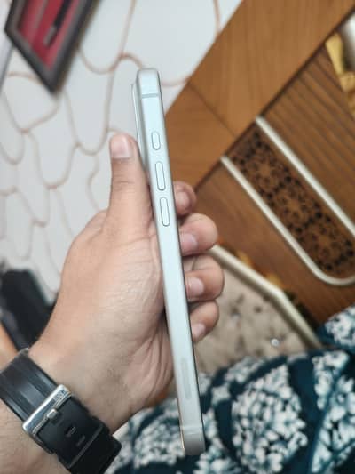 Apple iPhone 17 Pro jv