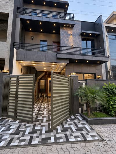 5 Marla Stylish & Modern House For Sale