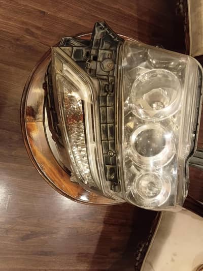 honda N Box Custom head light