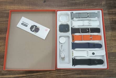 7 in 1 Ultra Smartwatch 7 Straps Smartwatch With App