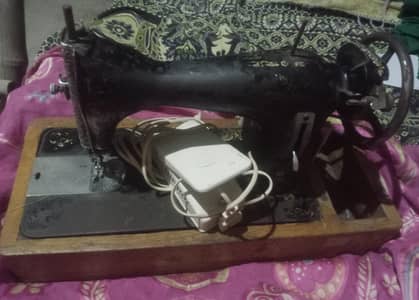 sewing machine in good condition