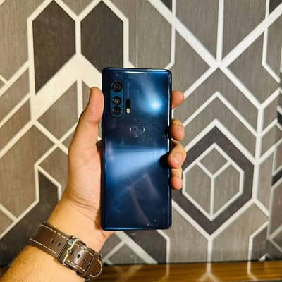 Motorola Edge plus