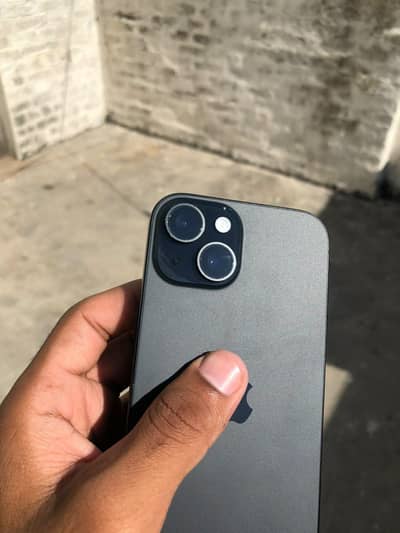 Apple iPhone 15