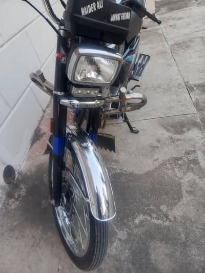 honda 125.2025 model all aok. bike hai Islamabad  nembar  new bike hai