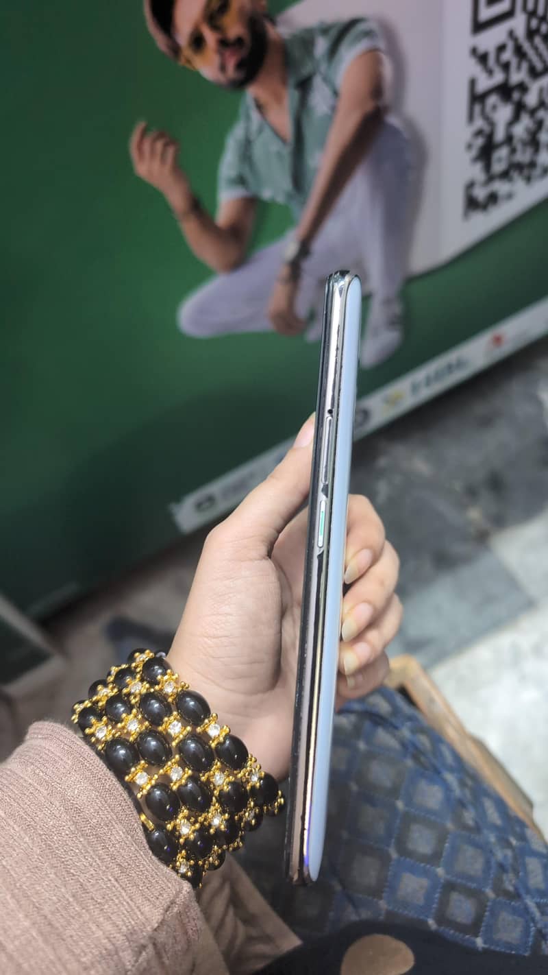 OPPO Reno 2f 2