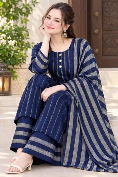 Winter collection 3pcs Women's unstitched printed suit