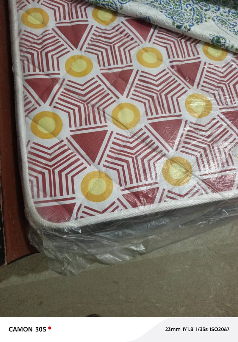 بیڈ برائے فروخت 6