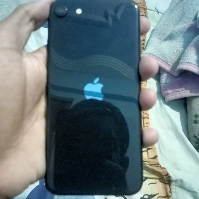 iPhone SE 2 0