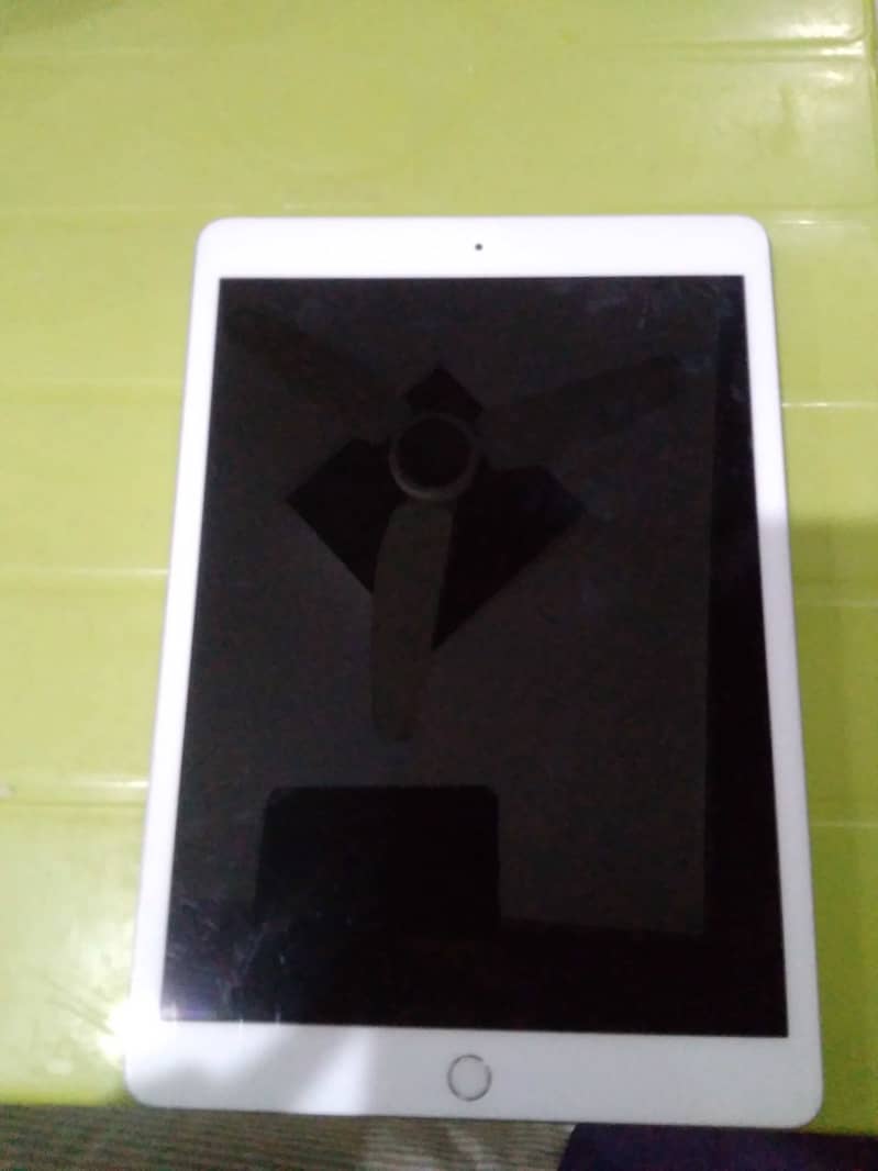 Ipad model A2270 1