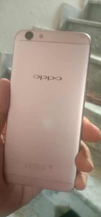 OPPO F1s 4/64gb