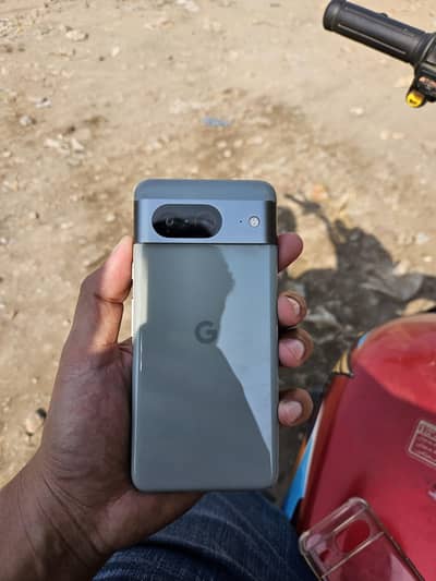Google Pixel 8