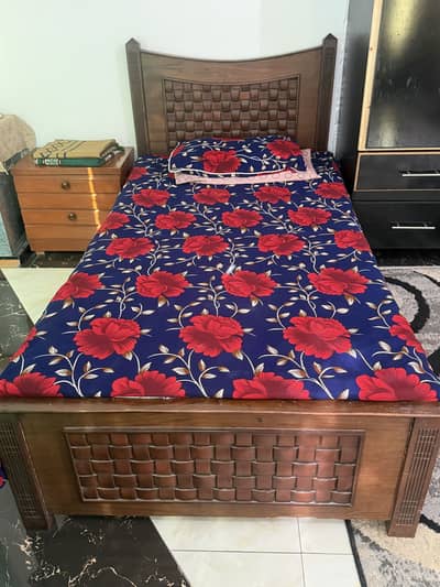 Single bed with mattress