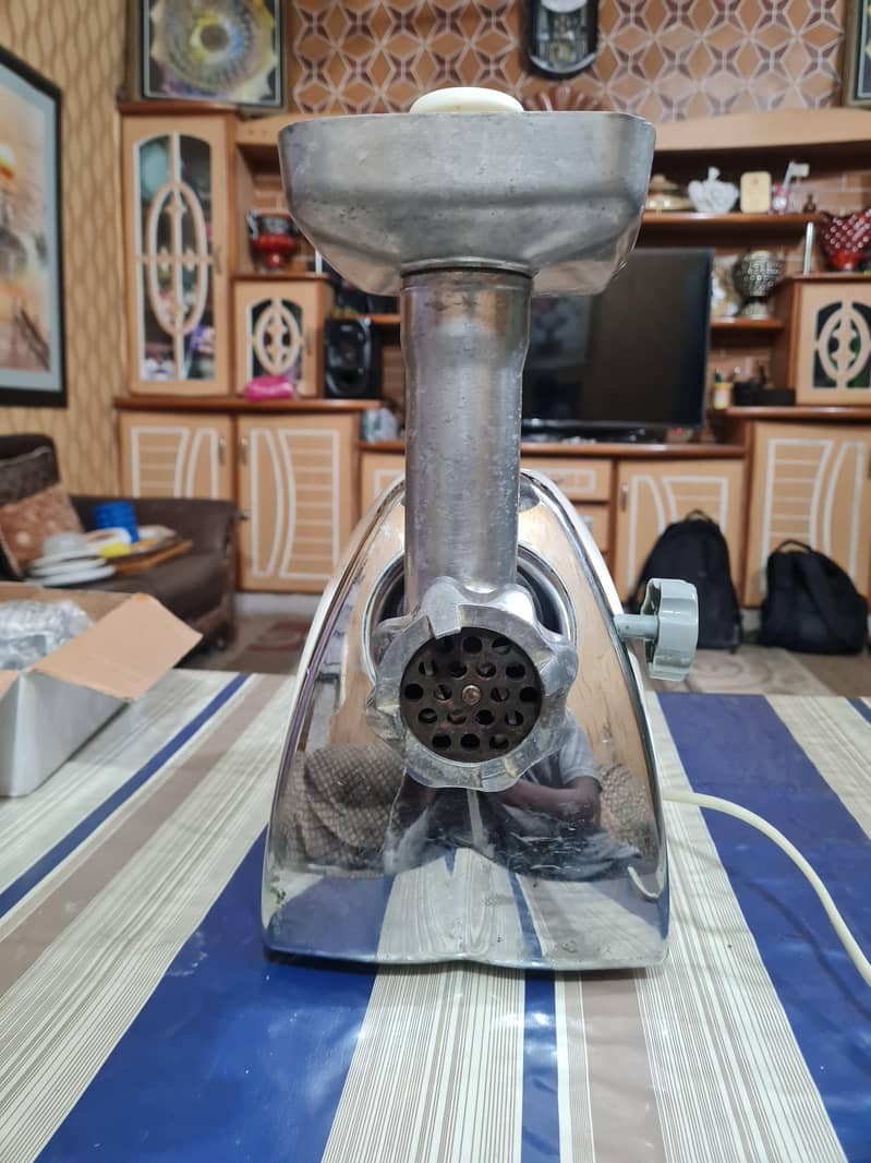 Qeema Machine Anex 1