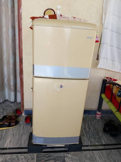 double door fridge good condition