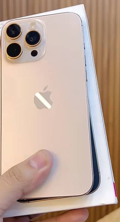 Apple iPhone 16 Pro Max