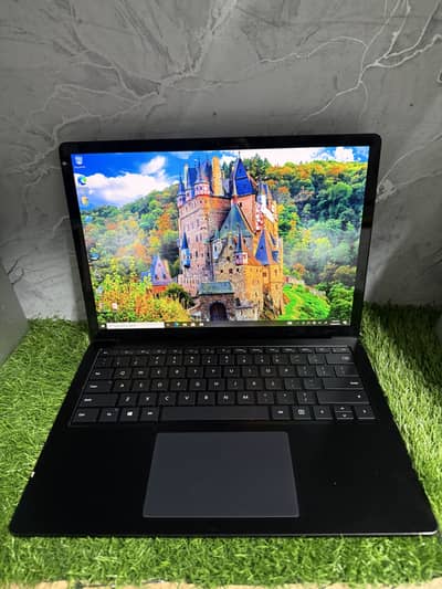 Microsoft Surface 4 Model 1951 (i7 11th Gen) (16/256) 2k Resolution