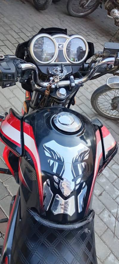 Honda cb150f