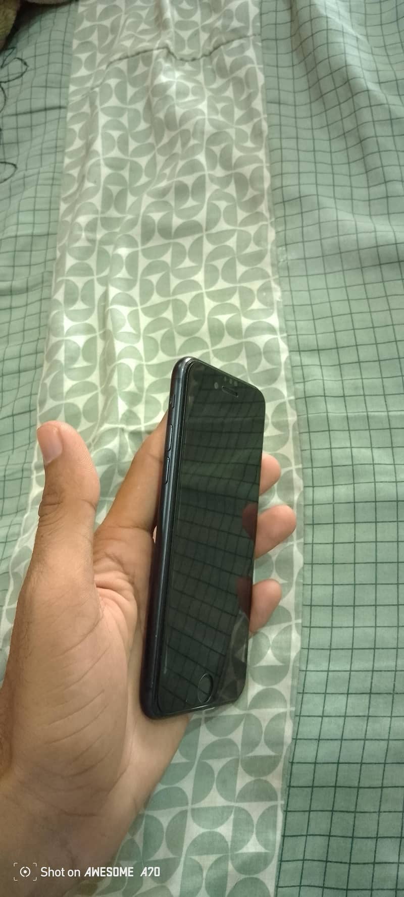 Apple iPhone SE 3