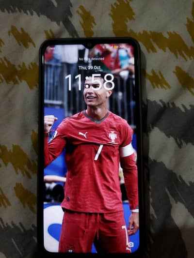 Vivo Y17s
