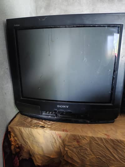 Sony tv hai large size mein jis Bhai ko chahiye contact me