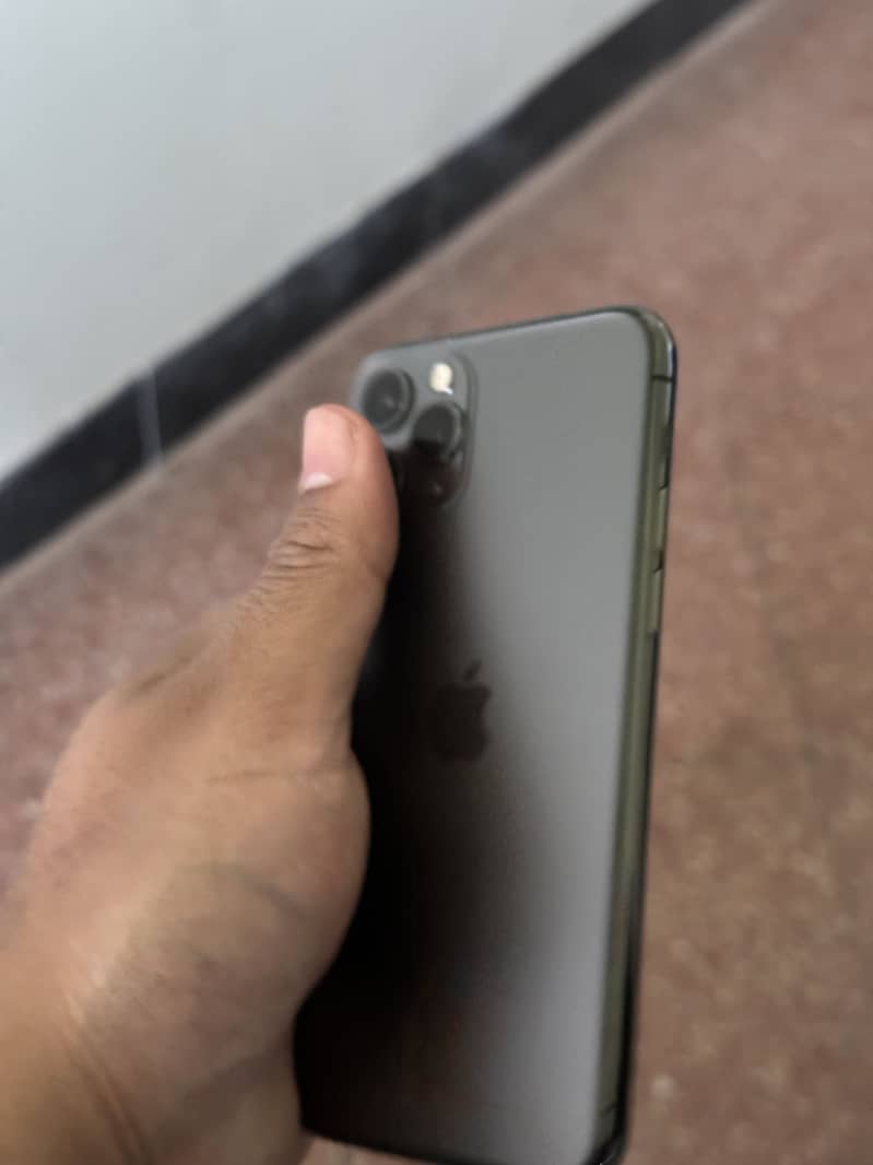 Apple iPhone 11 Pro 5