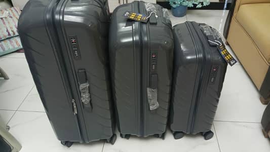 personally imported luggage bags set of 3 in grey color
