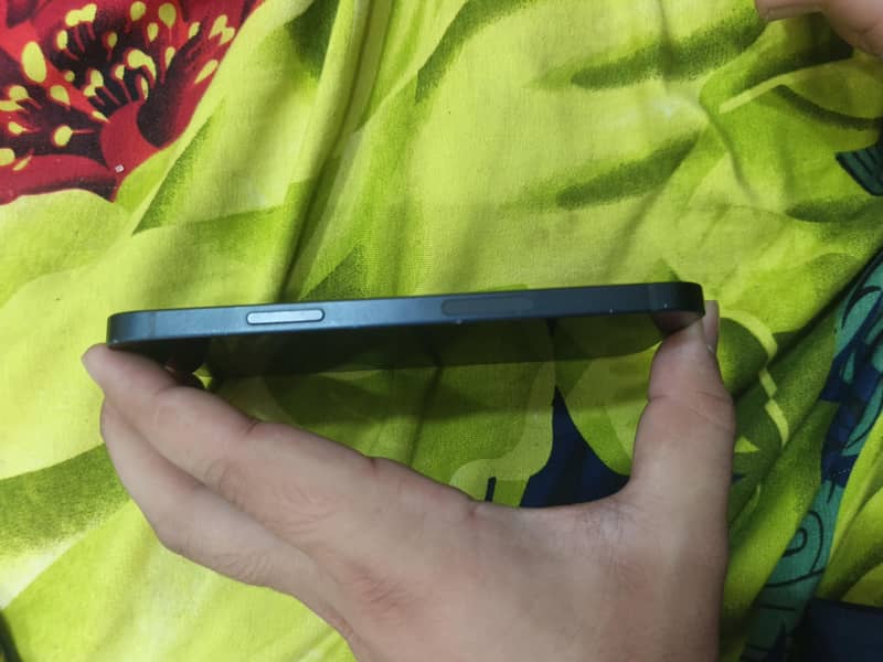 Apple iPhone 12 2