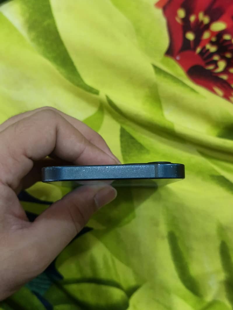 Apple iPhone 12 5