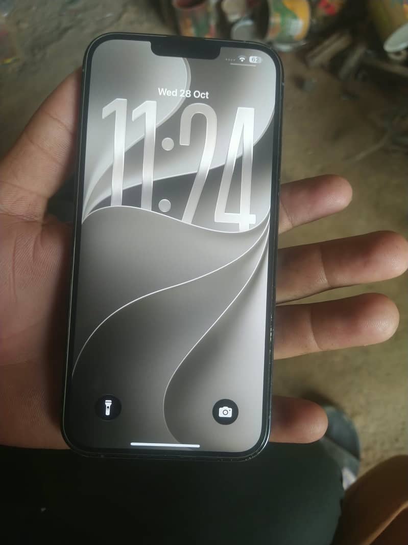 Apple iPhone 13 Pro Max 1