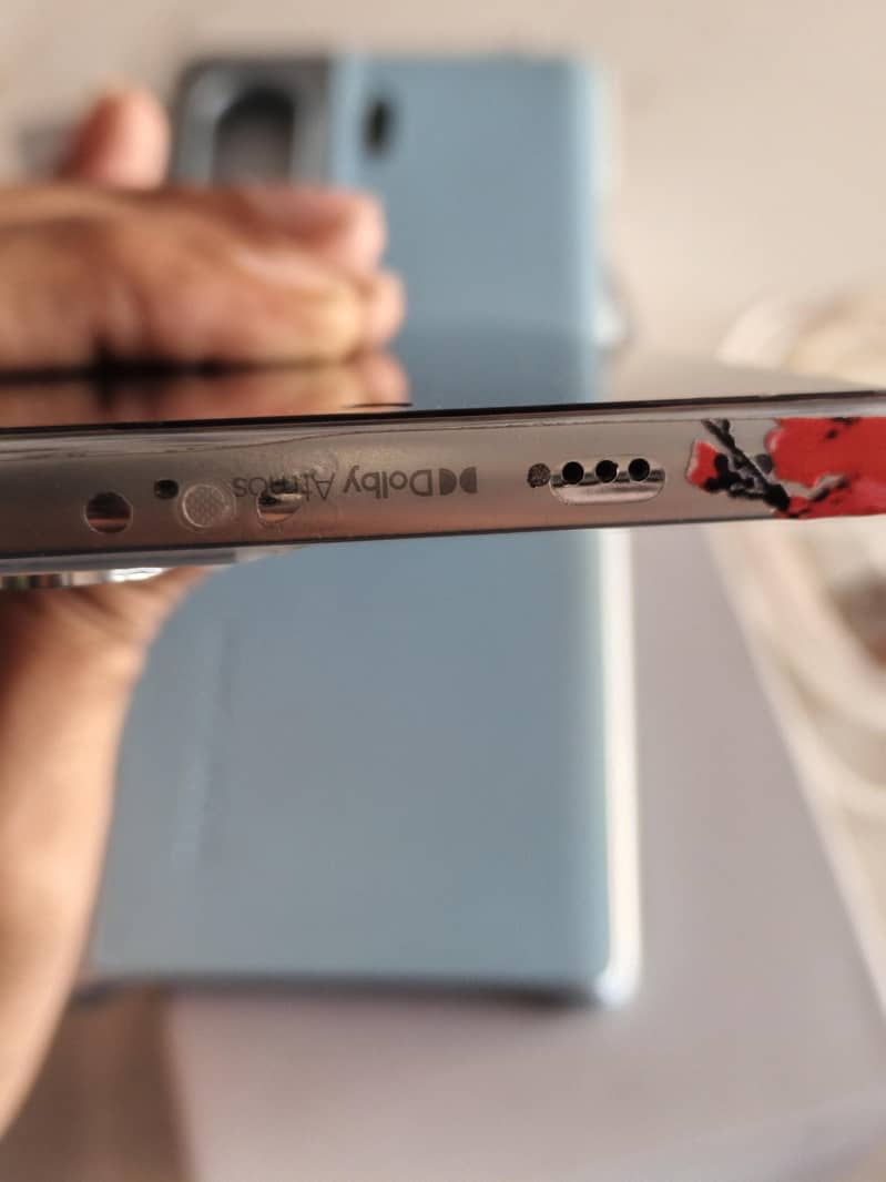 Tecno CAMON 40 Pro 6