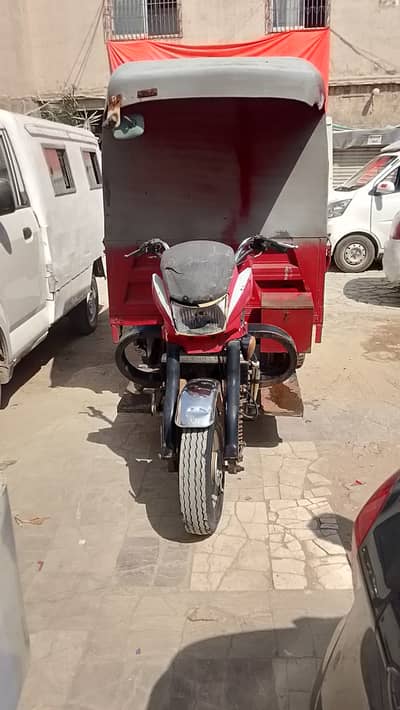 Contaner hude new tyre swelled engine good running condition byomatri