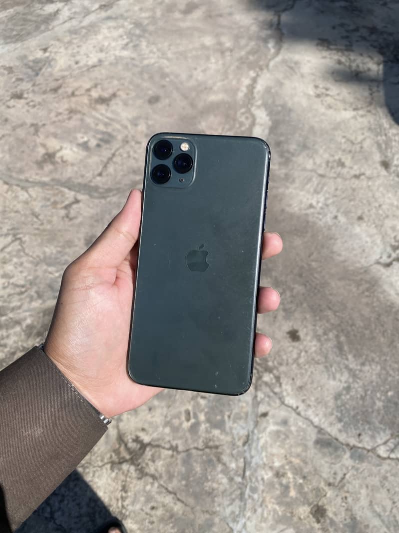 Apple iPhone 11 Pro Max 1