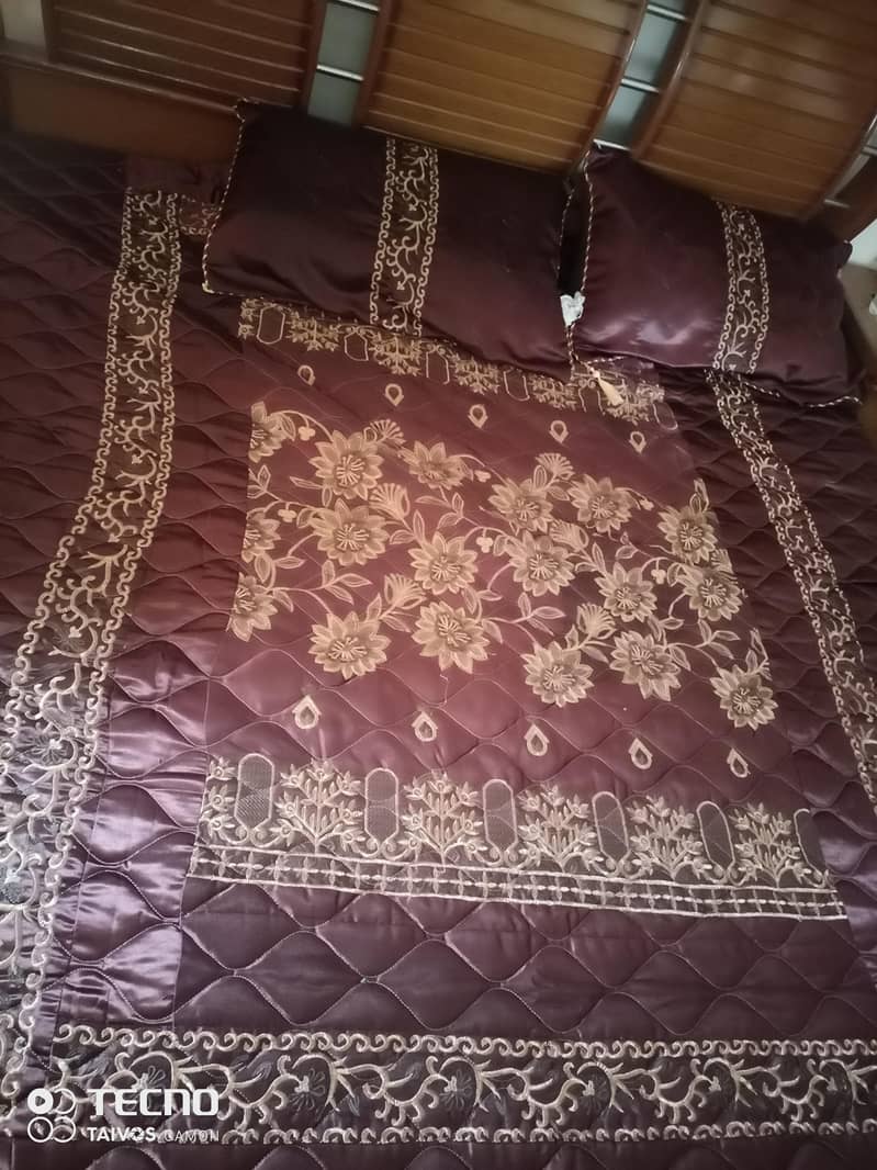 bed sheet 0