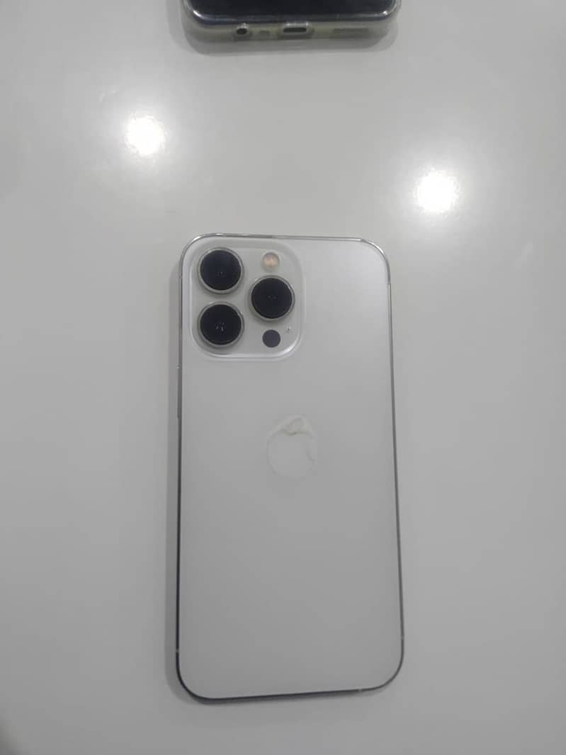 Apple iPhone 13 Pro 1