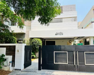 1 Kanal Full House With Basement For Rent