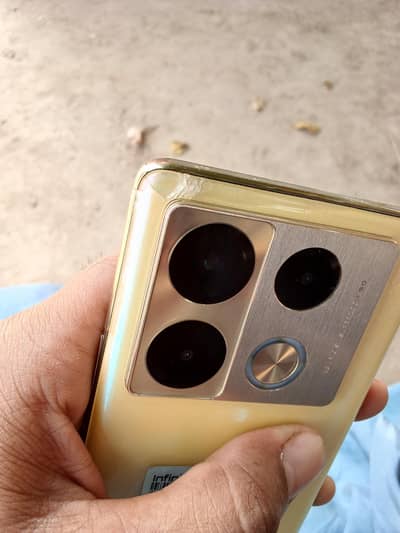 Infinix Note 40 Pro 8by 10 condition